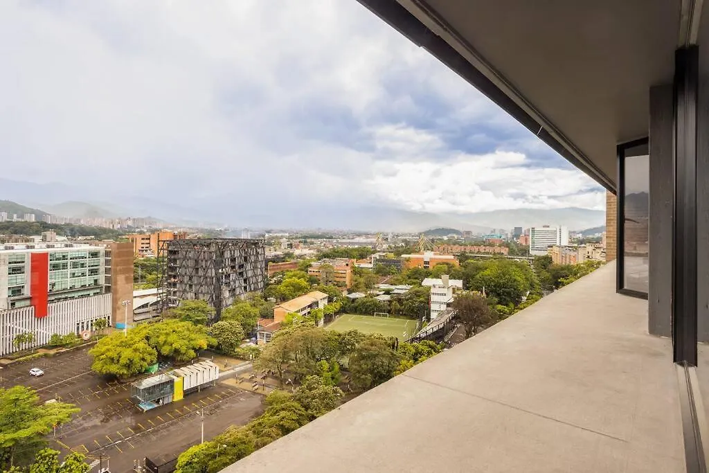 Apartment Suite - Go Living & Suites Medellin
